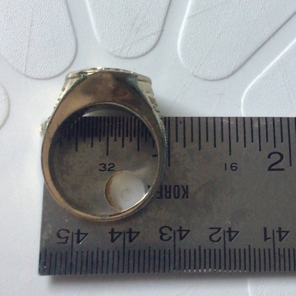 NHL Toronto Maple Leafs 1932 Stanley Cup Victory Memorabilia Ring - Picture 8 of 8